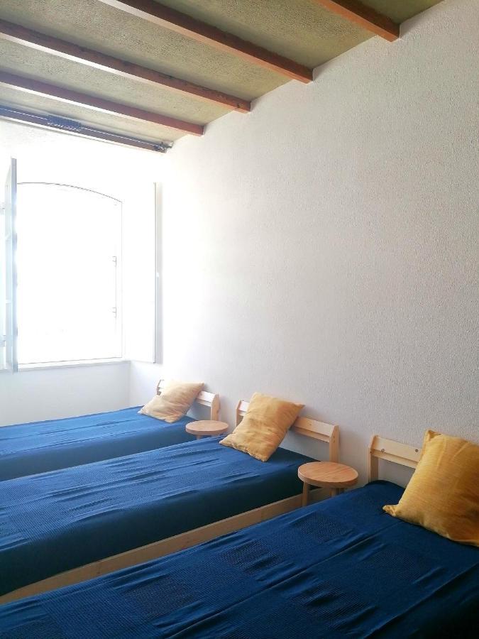 Ema'S Beach And Nightlife House Apartment ลากอส ภายนอก รูปภาพ